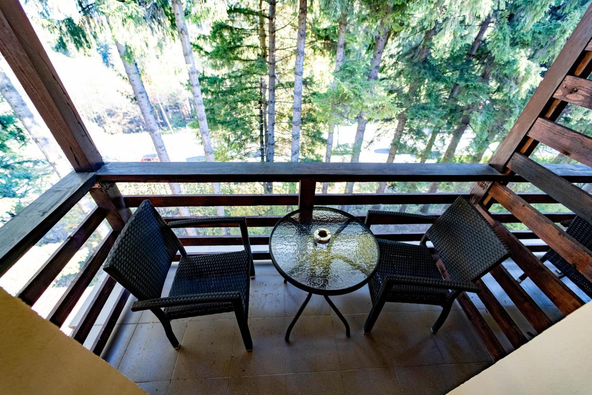 Hotel Cirus Предеал Екстериор снимка